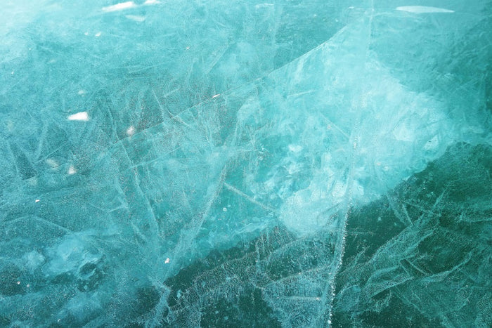 Kaltes Wasser, große Wirkung: Wie kalte Duschen und Eisbäder dein Immunsystem ankurbeln und deine Nerven beruhigen